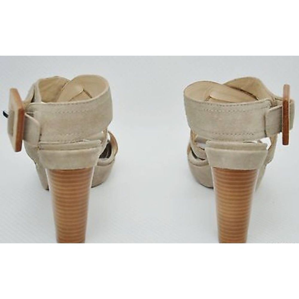 Coach Kensington Sandals - Picture 4 of 5
